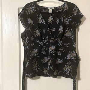 XL Old Navy black ruffle sleeve blouse